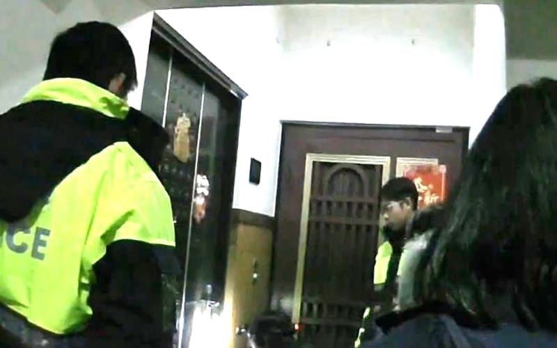 a0212警方即時破門救援