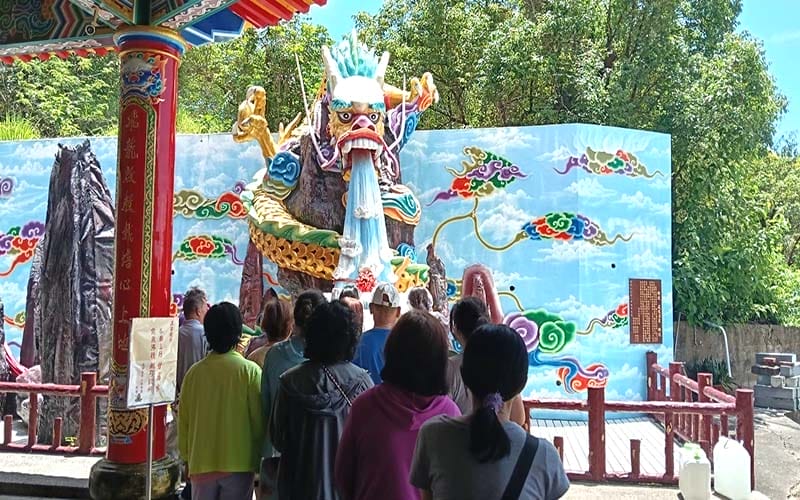 a0531高雄東照山關帝廟端午送萬顆粽 4