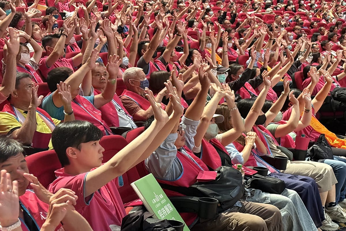 a0713心潮協會為世界祈福千五百人音樂會3
