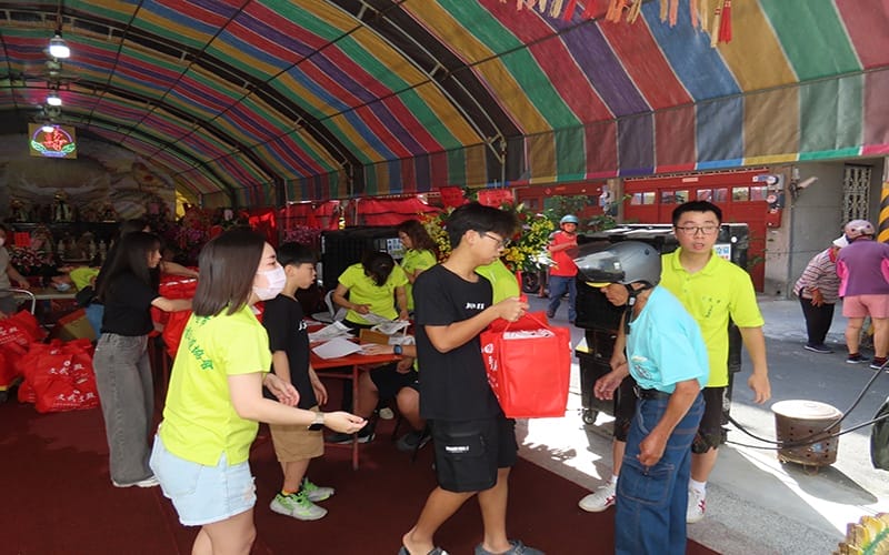 a0721「我們服務」4