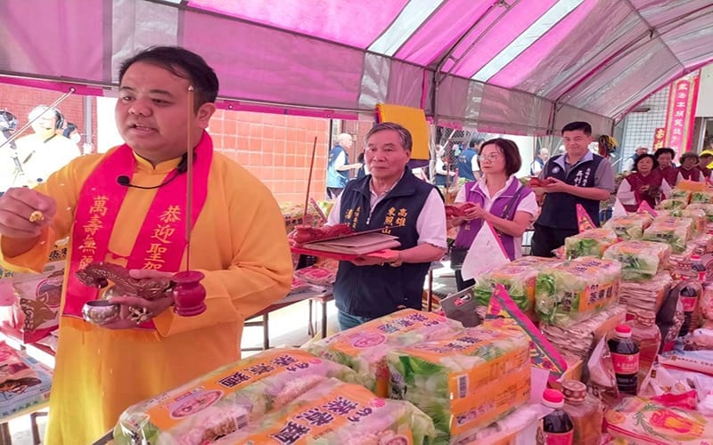 a0908東照山關帝廟普渡結合公益數十載6