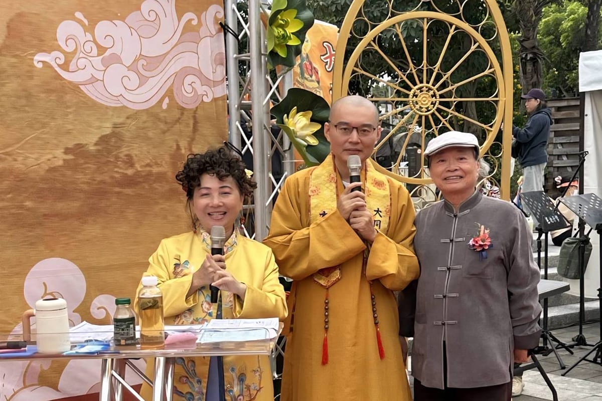 a1229千人湧入旗山 2