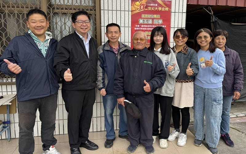 a0102仁武高中雙雙錄取國立臺灣大學3