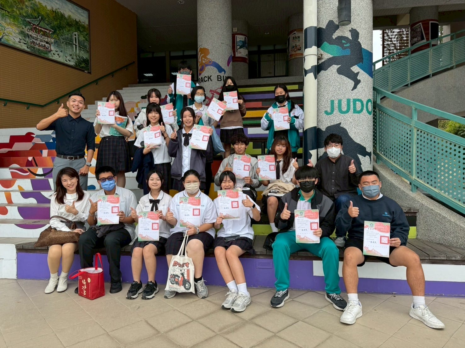 a0331仁武高中與文山高中校際語文競賽交流新聞稿1