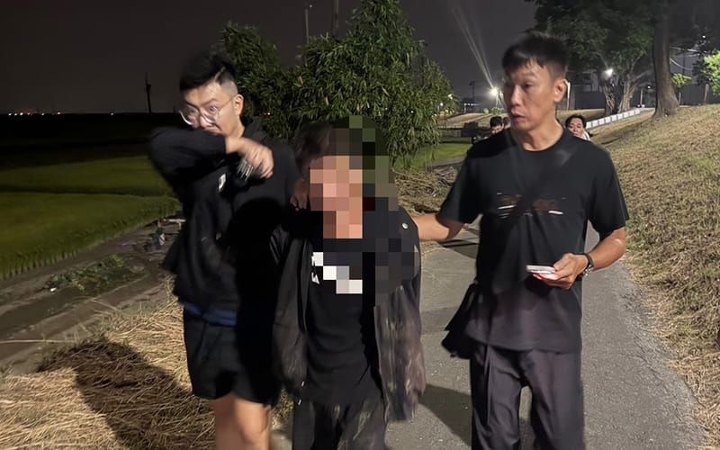 a0501駕駛拒檢衝撞員警4
