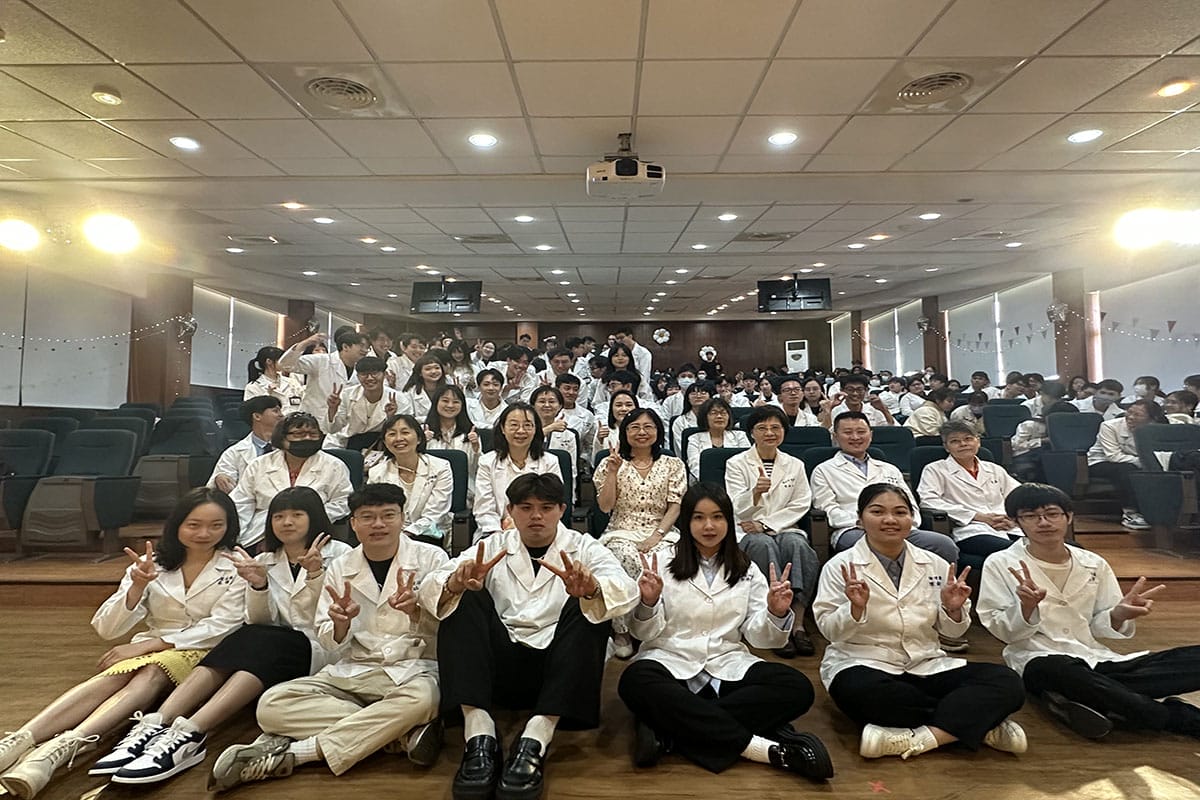 a0515從學堂到臨床承醫護使命2