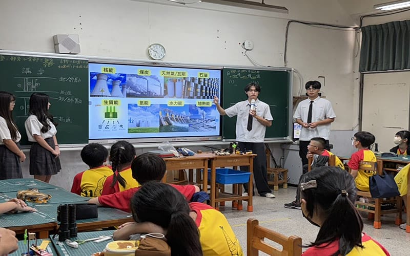 a0521仁武高中綠能推廣前進仁武國小4