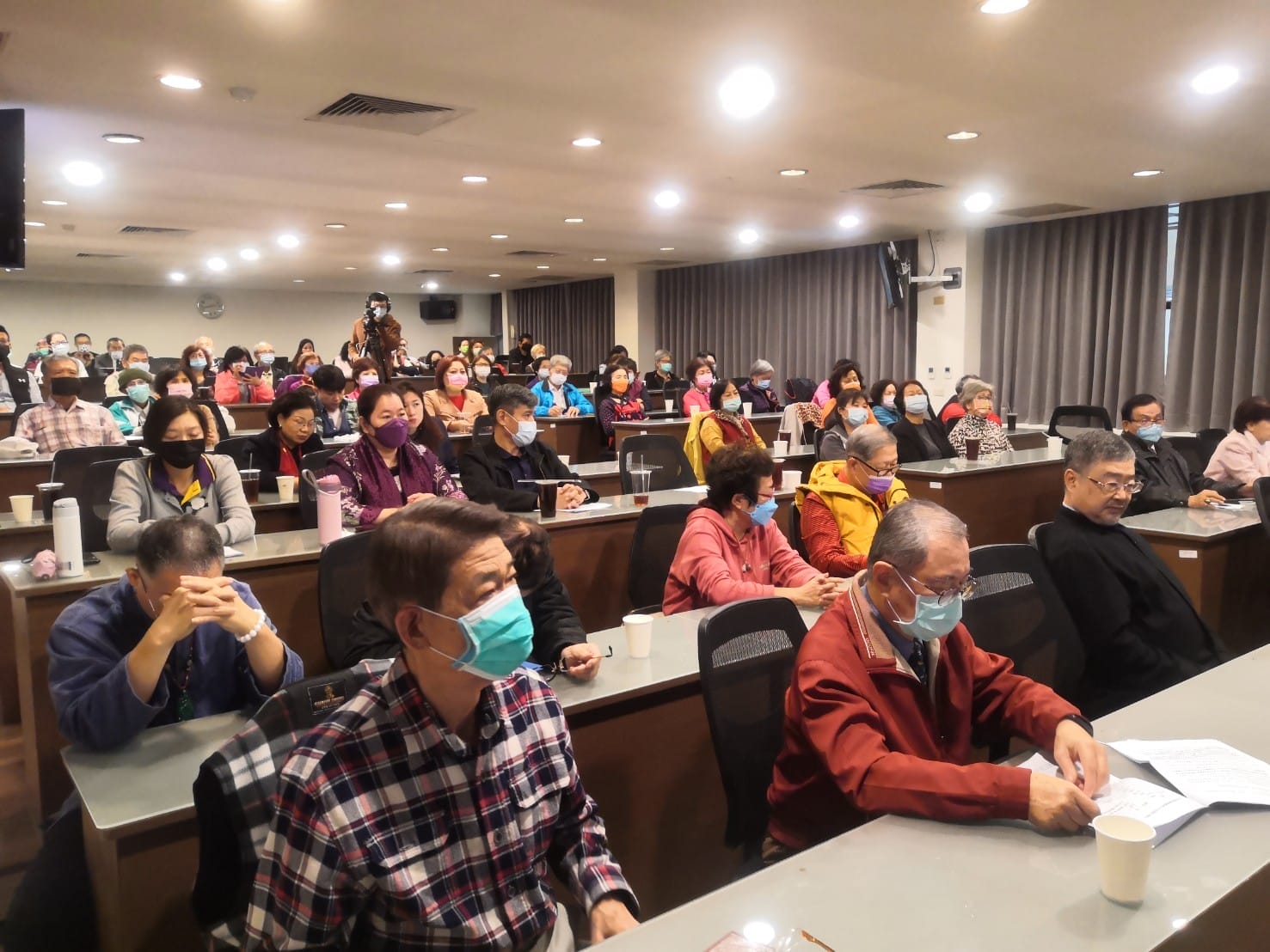 高市1227國民議會聯盟跨黨派催生兩院制國會2
