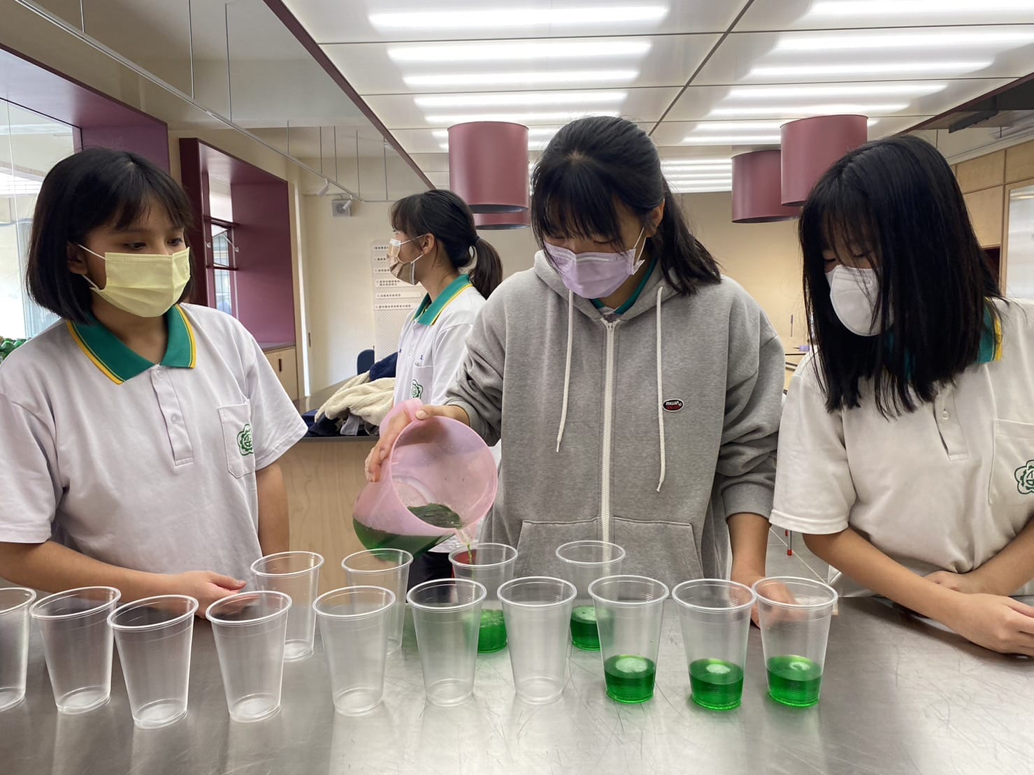 高雄市0317仁武高中下課10分鐘的快閃2