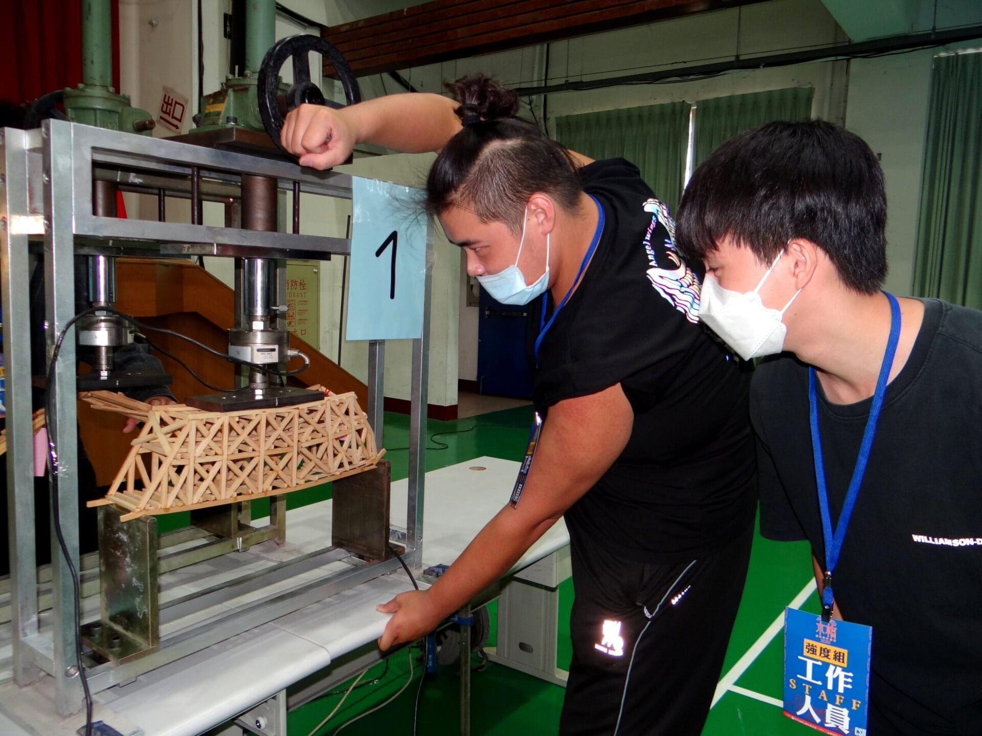 高雄市1003高中職木橋載重競技2