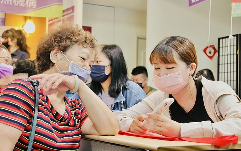 高雄市1030輔英高齡長照事業系培訓數位種子尖兵3