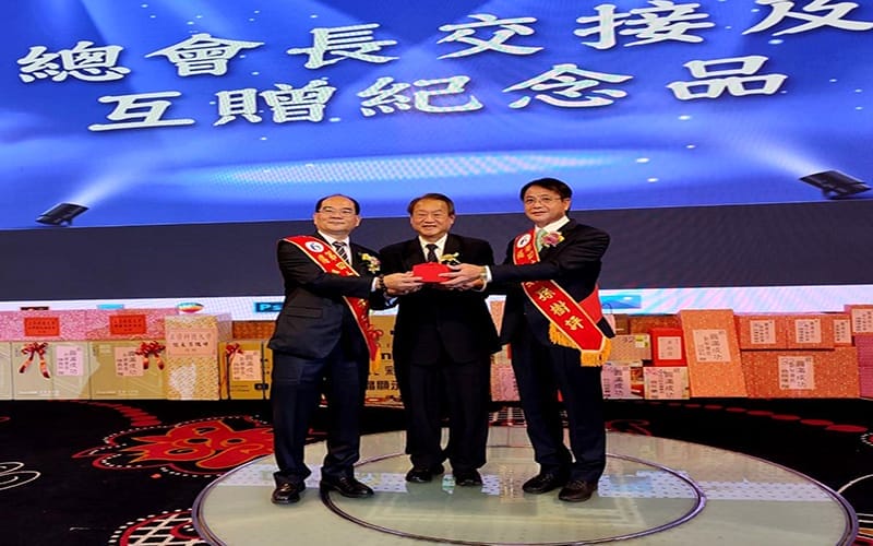 高雄市1219正修校友總會長薪火相傳1